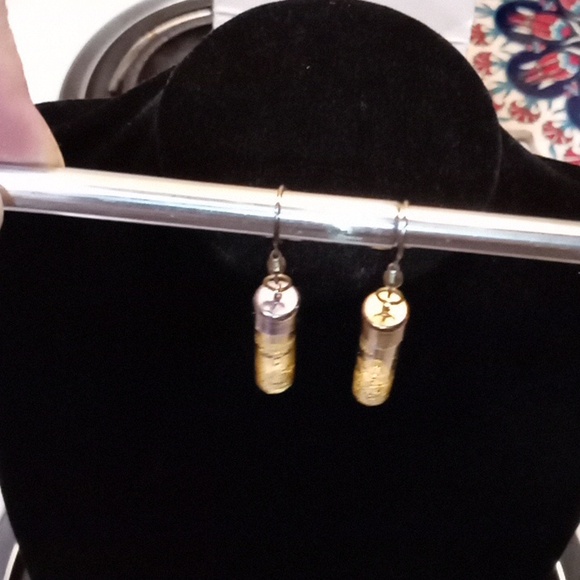 Gold Flaked Earrings- (Please read description) - Picture 5 of 9